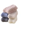 Calcetines de piso de una pieza de reemplazo de cabello calcetines de fleece coral para mujeres calcetines de invierno engrosados medias de tubo medio calcetines de piso para el hogar calcetines para dormir cómodos y calientes calcetines de color sólido para mujeres una pieza de reemplazo de cabello Item Picture